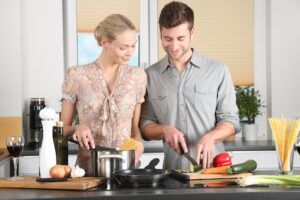 8 Tips To Empower And Manage The Kitchen As Couples